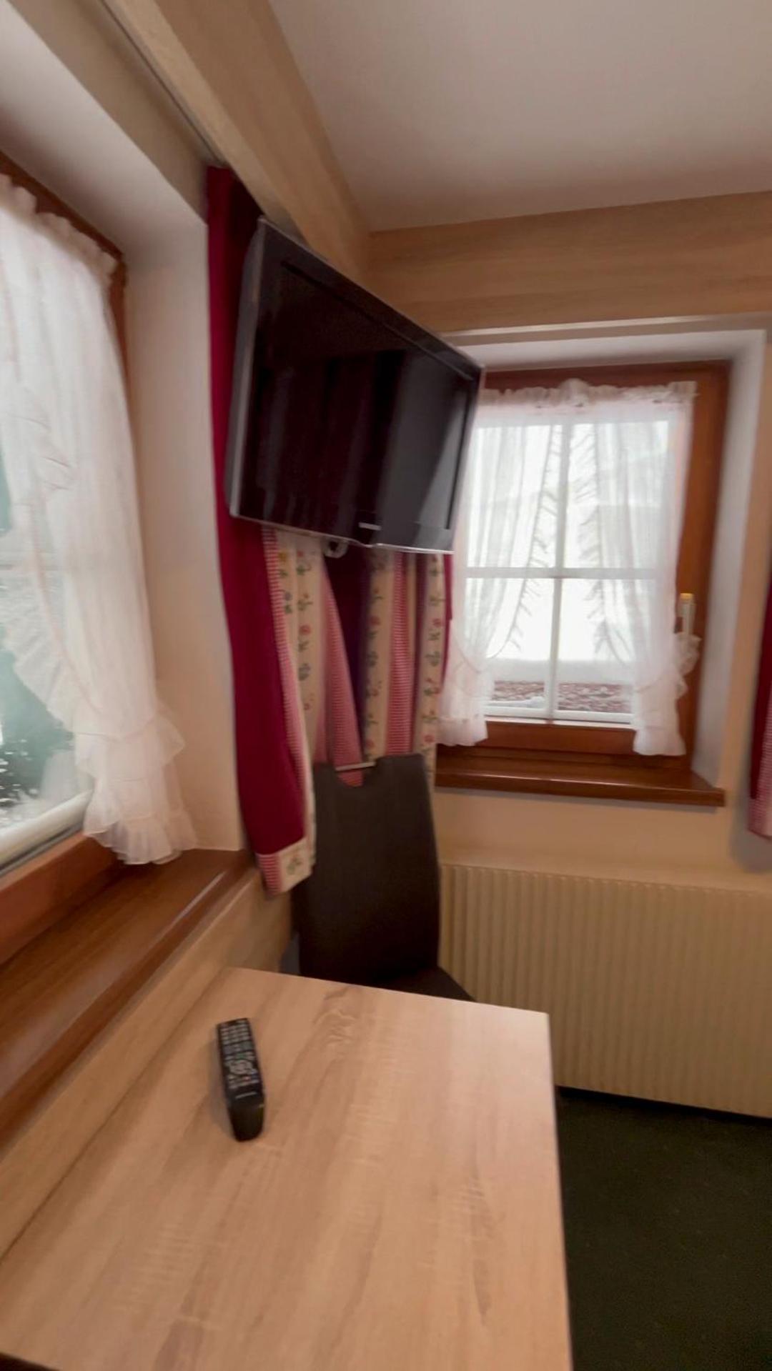 Appartement Altes Holzhaus à Sölden Extérieur photo